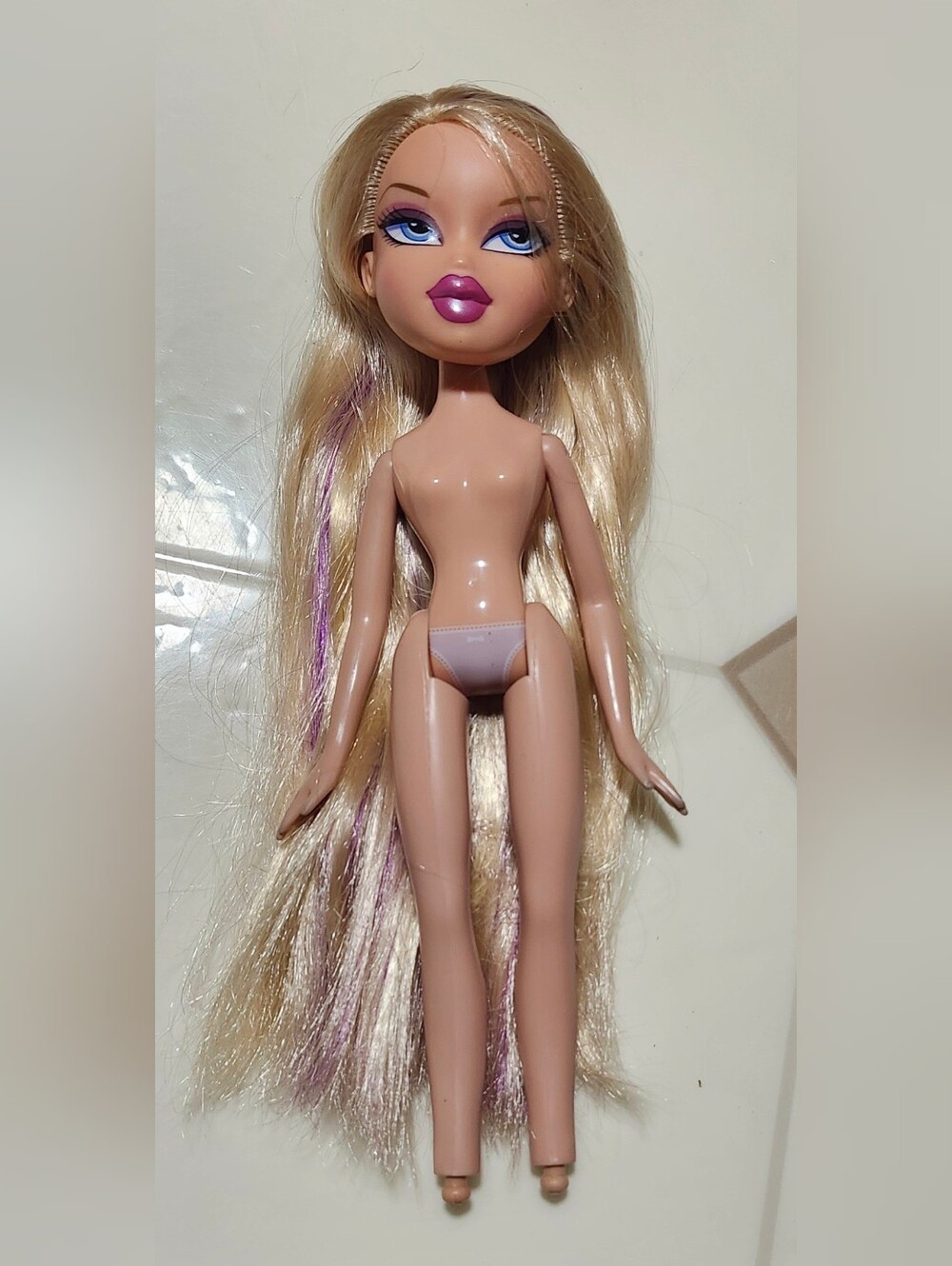 Magic Hair Color Cloe Bratz